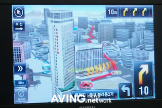Illustration for article titled Thinkware iNAVI K2 GPS Makes Navigation Look Like a Game